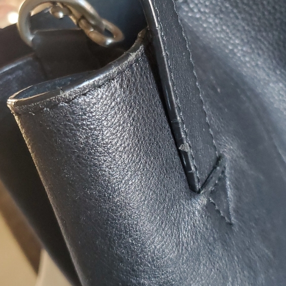 Bugatti Leather Tote Bag - Picture 11 of 13